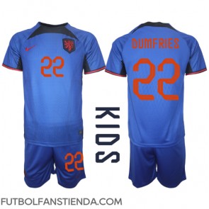 Países Bajos Denzel Dumfries #22 Segunda Equipación Niños Mundial 2022 Manga Corta (+ Pantalones cortos)